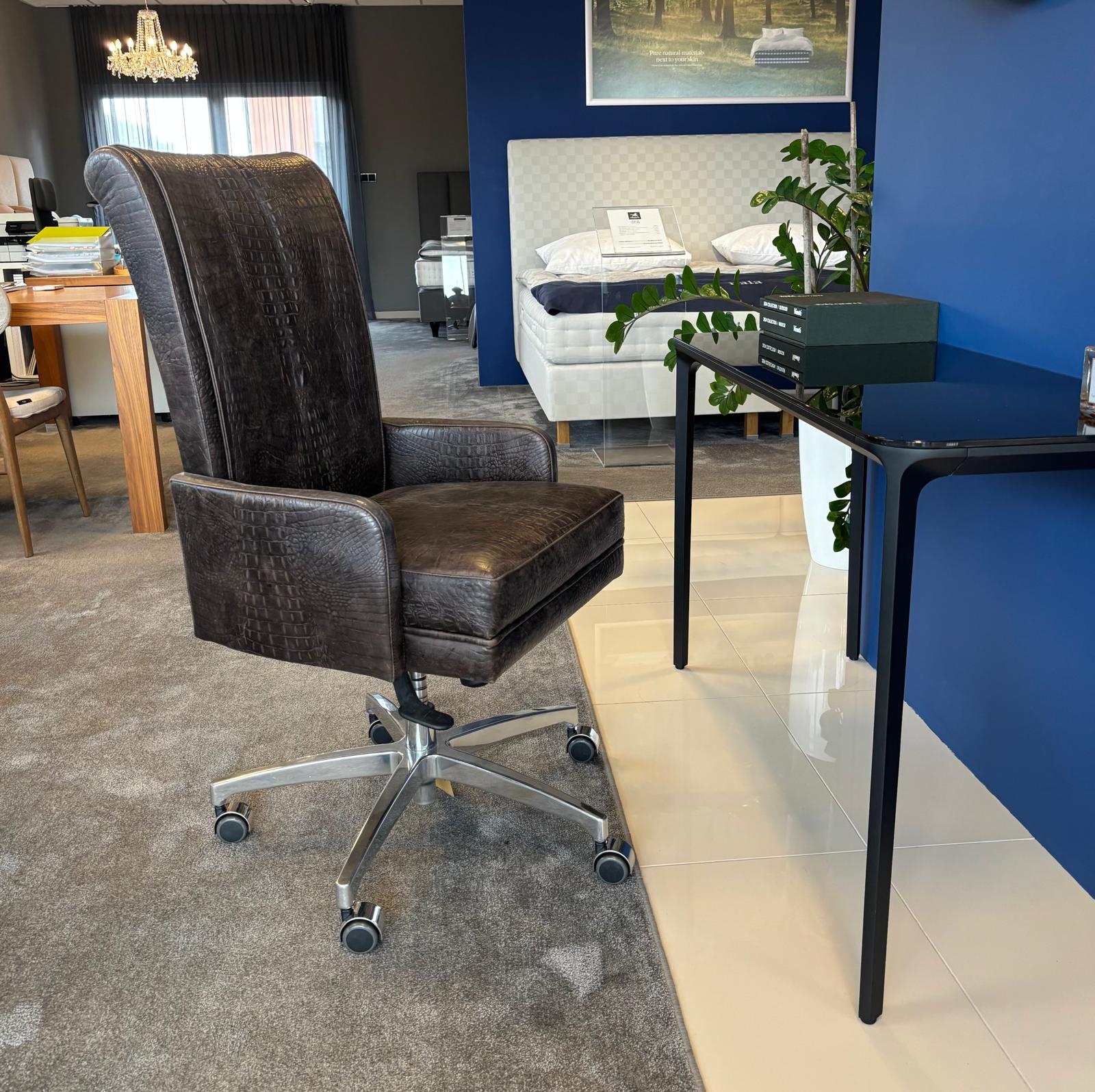 Roller, kancelárske kreslo