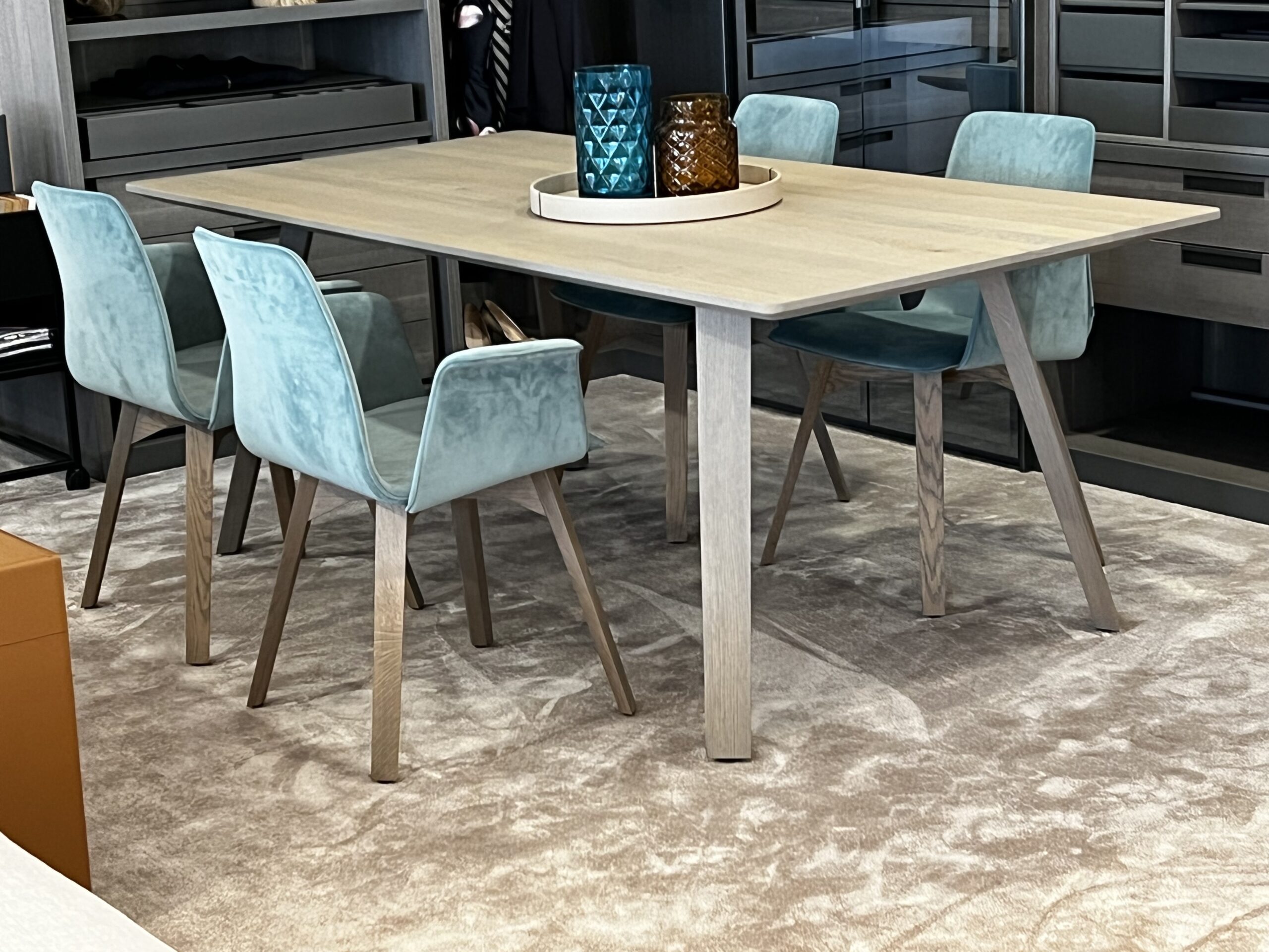 Maverick stôl so sadou Maverick stoličiek 4ks